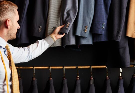 luxury-custom-made-suit-process